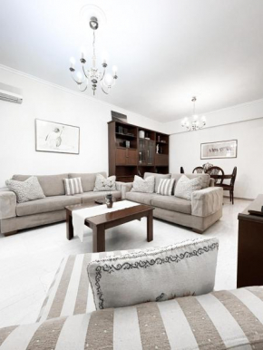 Vintage 2 Bdr Apartment in the Heart of Athens
